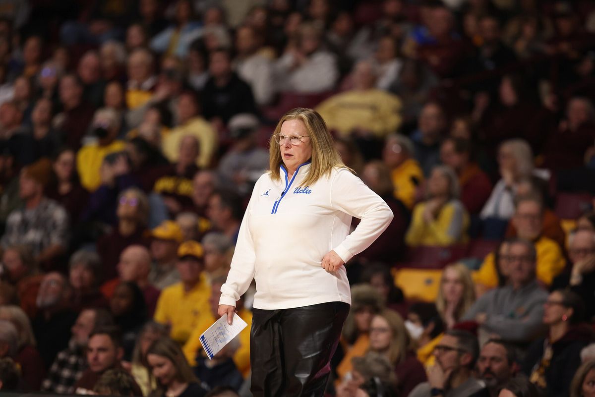 MN Gophers vs UCLA Bruins on January 14th 2026 at Williams Arena in Minneapolis, Minnesota. Gophers lose 58 to 76. (photo credit John McClellan)